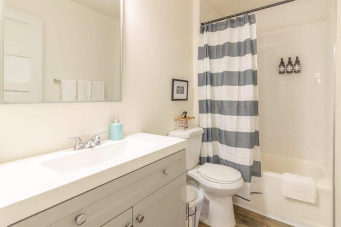 The Delightful Doubles- Unit A- Centrally Located Columbus Bagian luar foto