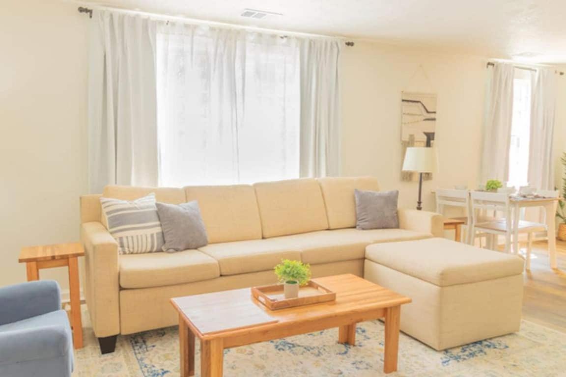 The Delightful Doubles- Unit A- Centrally Located Columbus Bagian luar foto