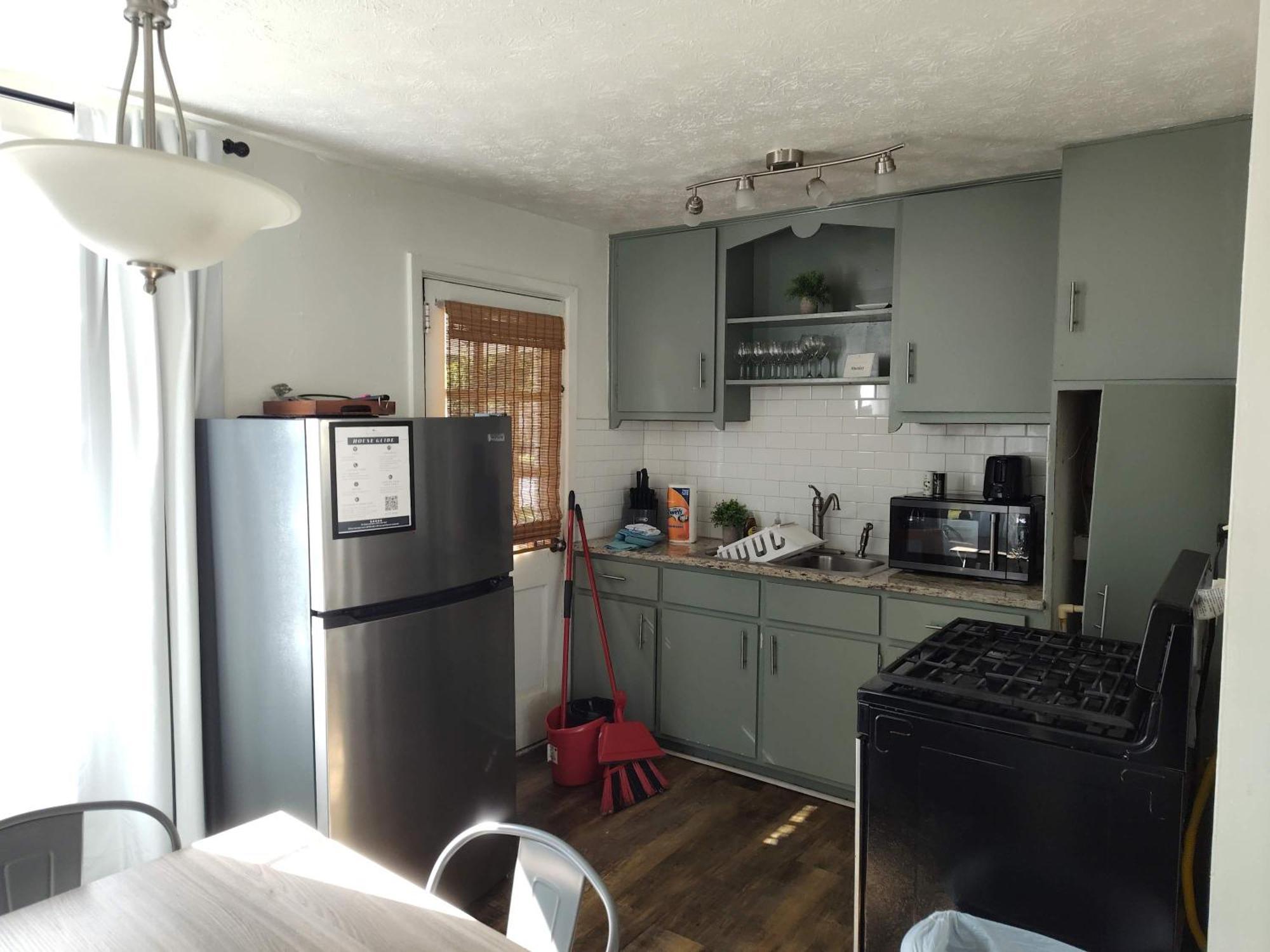 The Delightful Doubles- Unit A- Centrally Located Columbus Bagian luar foto